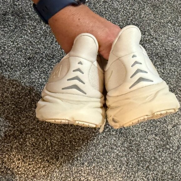 Hoka Clifton 8 - Cream color - Picture 7 of 7